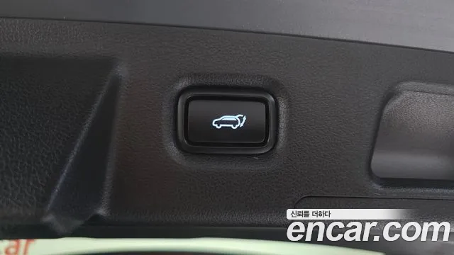 Hyundai Santafe — Фото автомобиля 8