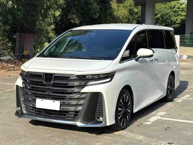 Фотография автомобиля — Toyota Vellfire