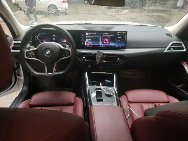 BMW 3 Series — Фото автомобиля 5