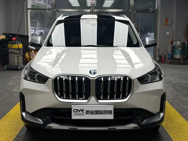 BMW X1 — Фото автомобиля 2