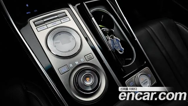 Genesis GV80 2.5T Бензин AWD — Фото автомобиля 9