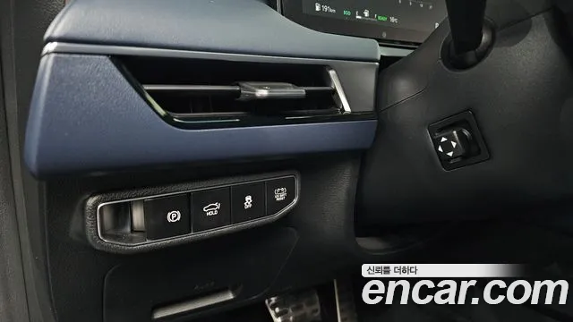Kia K8 (New) Hybrid — Фото автомобиля 30