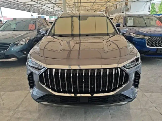 Jetour X70 Plus — Фото автомобиля 2