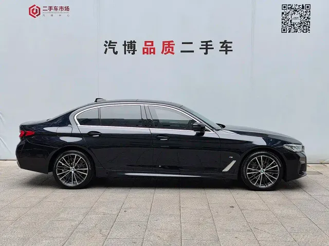 BMW 5 Series — Фото автомобиля 7