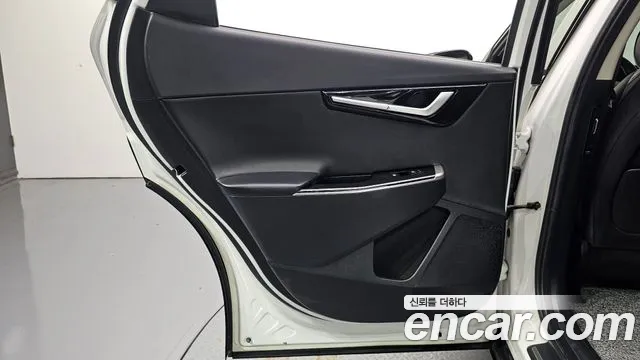 Kia EV6 — Фото автомобиля 22