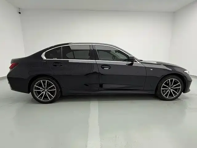 BMW 3 Series — Фото автомобиля 5