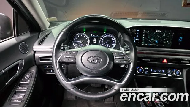 Hyundai Sonata Sonata (DN8) 2.0 LPG(Для проката) — Фото автомобиля 13