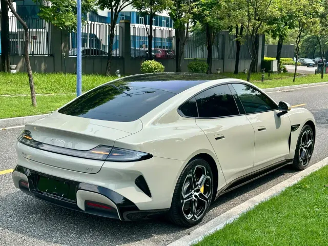 Xiaomi SU7 — Фото автомобиля 6