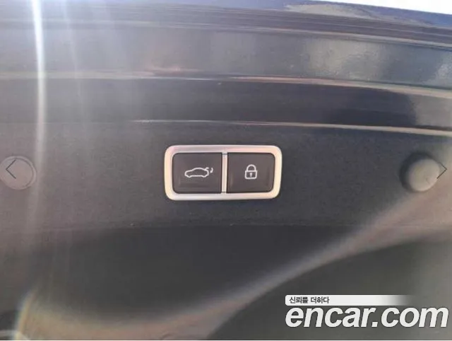 Hyundai Grandeur GN7 — Фото автомобиля 5