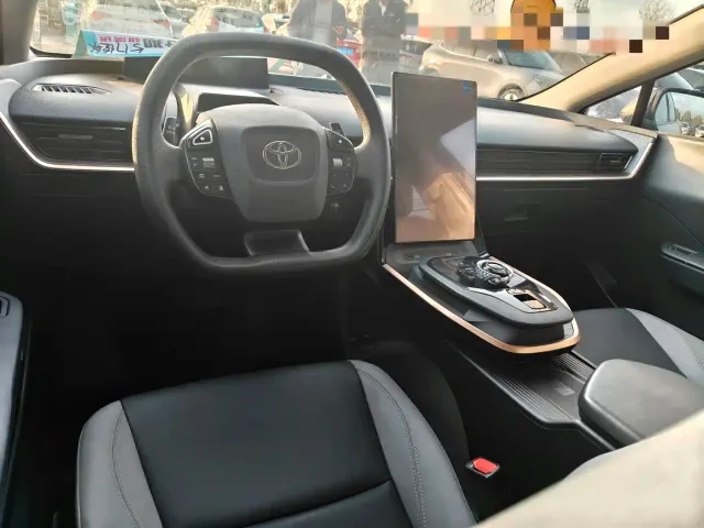 Toyota bZ3 — Фото автомобиля 4