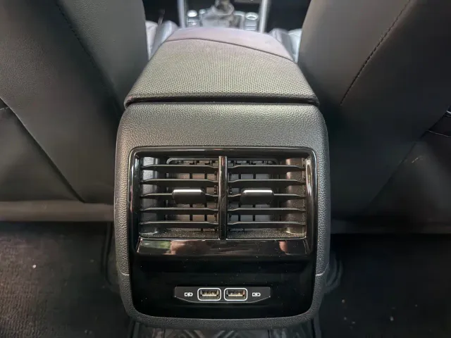 Volkswagen Sagitar — Фото автомобиля 7