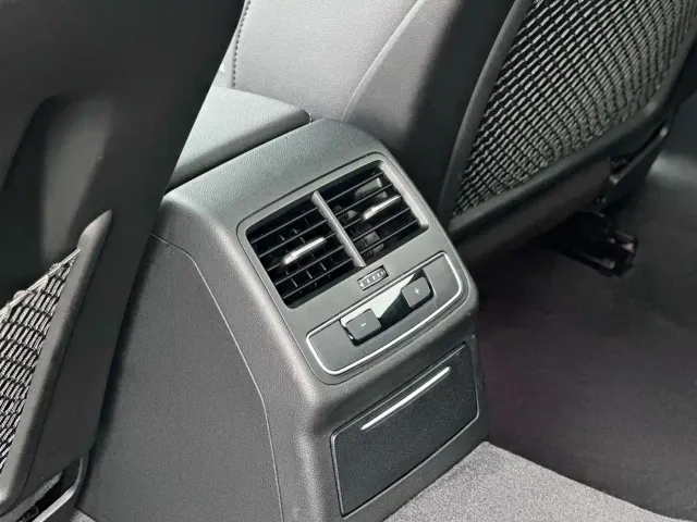 Audi A4L — Фото автомобиля 15