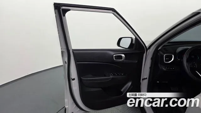 Hyundai Venue Venue 1.6 Premium — Фото автомобиля 24