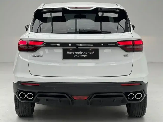 Geely Binyue — Фото автомобиля 9