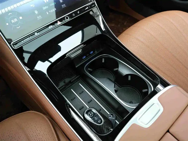 Mercedes-Benz S-Class — Фото автомобиля 10