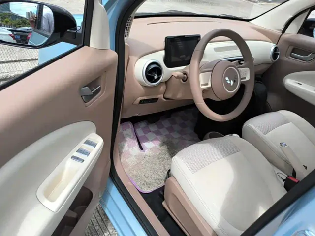 Wuling Hongguang Mini EV — Фото автомобиля 15