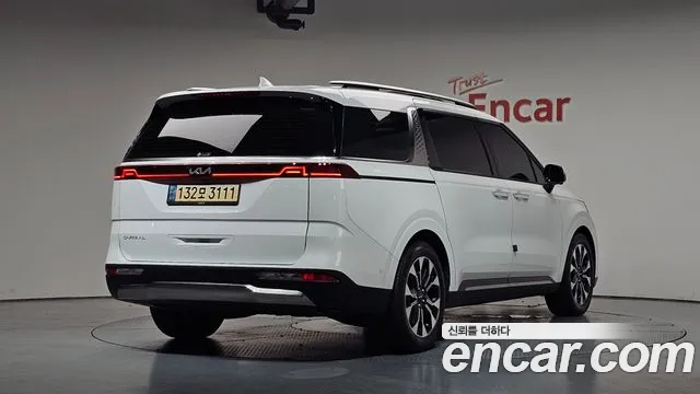 Фотография автомобиля — Kia Carnival Generation 4
