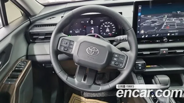 Toyota RAV4 — Фото автомобиля 11