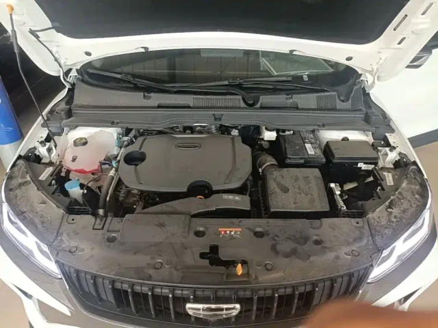 Geely Binyue — Фото автомобиля 19