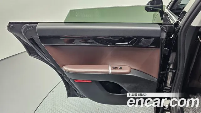 Hyundai Grandeur GN7 — Фото автомобиля 14