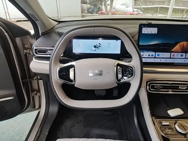 Geely Galaxy Stellar 6 — Фото автомобиля 6