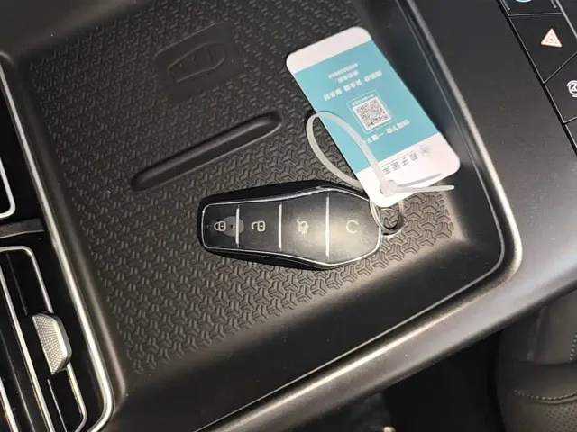 BYD Song Pro — Фото автомобиля 8