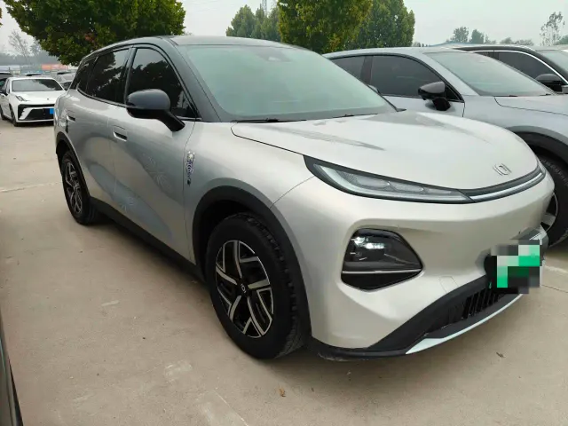 Changan Qiyuan Q05 — Фото автомобиля 3