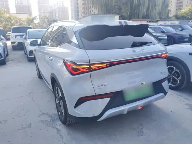 BYD Yuan PLUS — Фото автомобиля 4