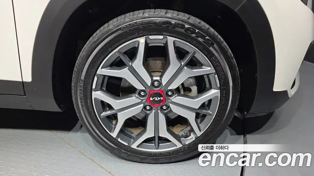 Kia Seltos Seltos Бензин 1.6 турбо 2WD — Фото автомобиля 5