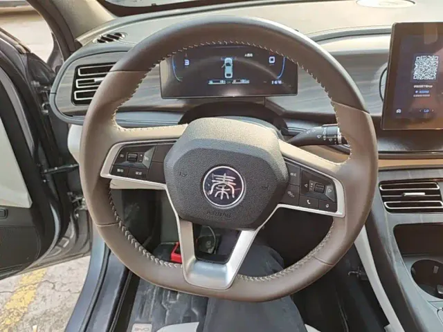 BYD Qin PLUS — Фото автомобиля 10