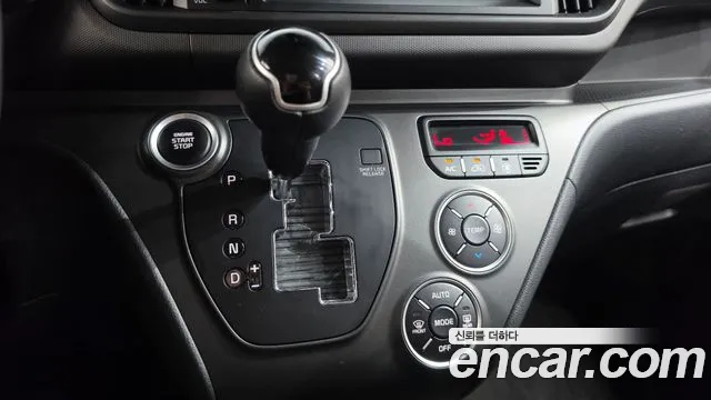 Kia RAY Новый Kia Ray Фургон — Фото автомобиля 7