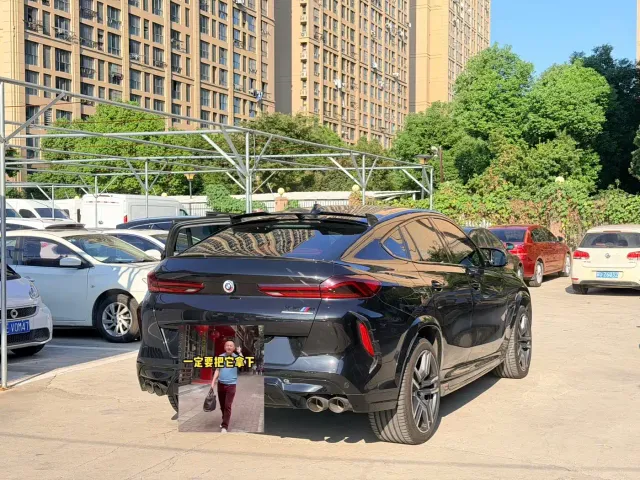 BMW X6 M — Фото автомобиля 4