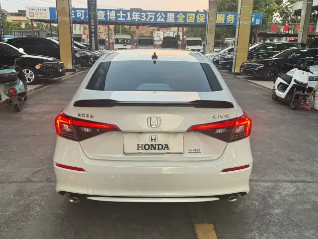 Honda Civic — Фото автомобиля 8