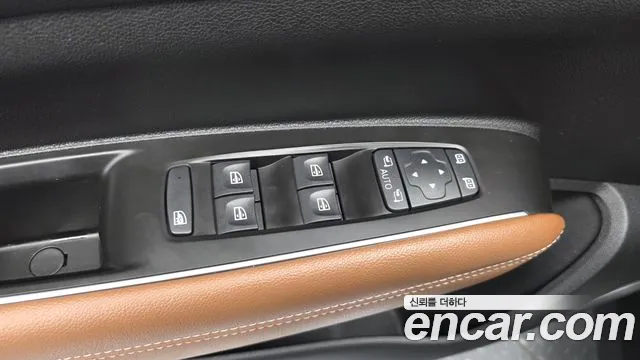Renault-KoreaSamsung QM6 Новый QM6 2.0 GDe RE Signature 2WD — Фото автомобиля 30