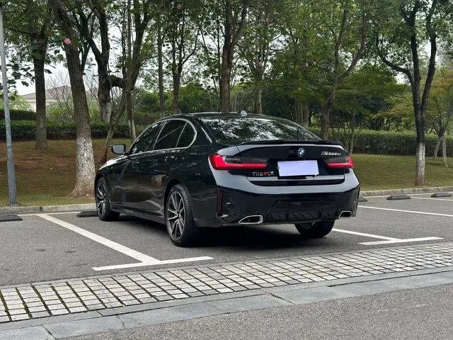 BMW 3 Series — Фото автомобиля 12
