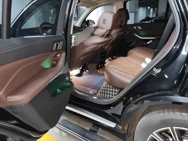 BMW X5 — Фото автомобиля 11