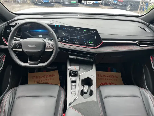 Changan X5 Plus — Фото автомобиля 12