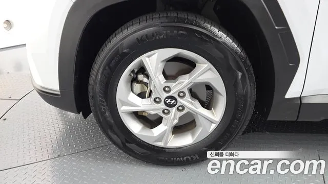 Hyundai Tucson Tucson (NX4) Дизель 2.0 2WD — Фото автомобиля 20