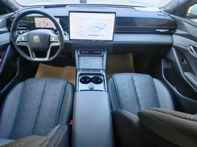 BYD Qin L — Фото автомобиля 4