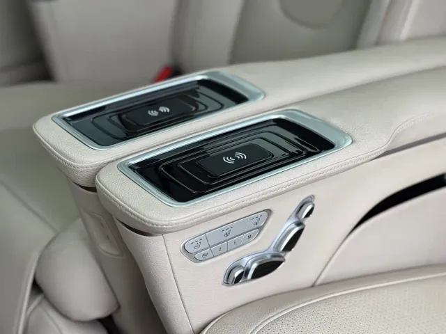Mercedes-Benz V-Class — Фото автомобиля 13