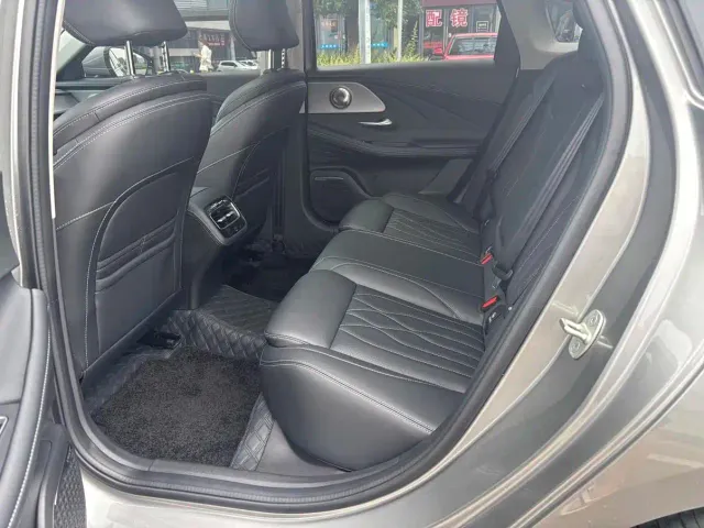 Chery Arrizo 8 — Фото автомобиля 14