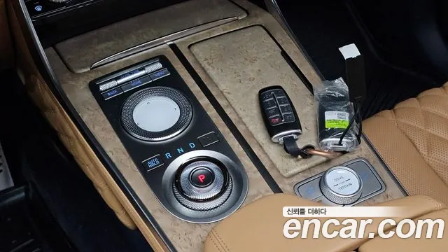 Genesis GV80 — Фото автомобиля 11