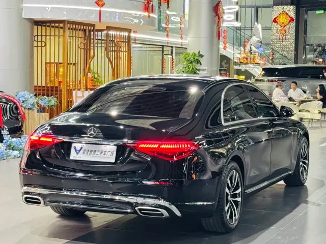 Mercedes-Benz S-Class — Фото автомобиля 9