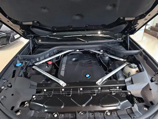 BMW X7 — Фото автомобиля 12