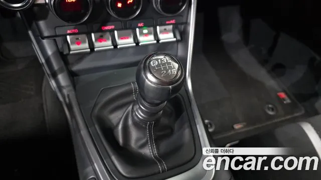 Toyota 86 GR86 — Фото автомобиля 12