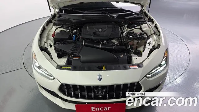 Maserati Ghibli Ghibli — Фото автомобиля 6