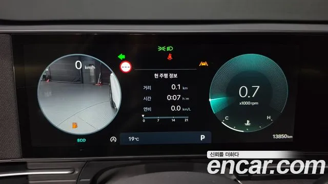 Hyundai Kona — Фото автомобиля 11