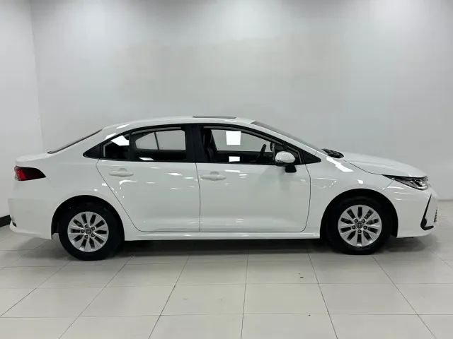 Toyota Corolla — Фото автомобиля 4