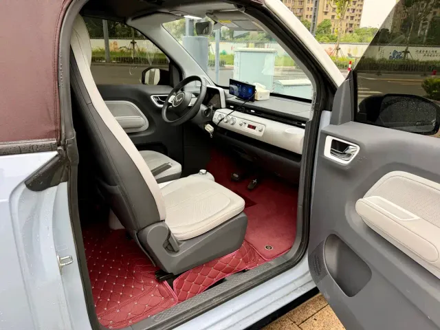 Wuling Hongguang Mini EV — Фото автомобиля 11