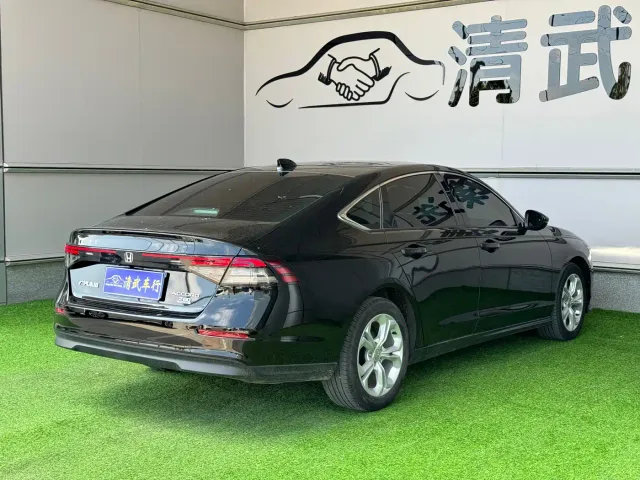 Honda Accord — Фото автомобиля 13